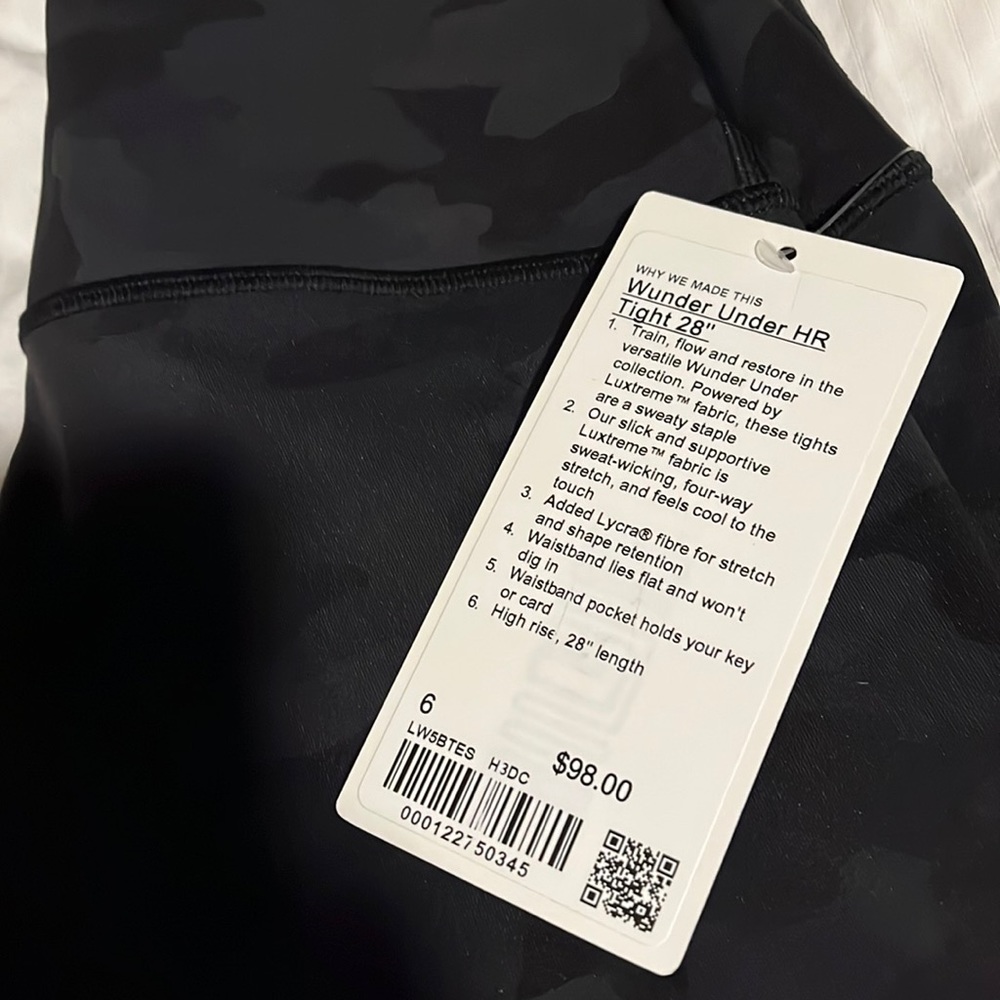 Lululemon Brand New With Tags. Never Worn Winder Under HR Tight 28”